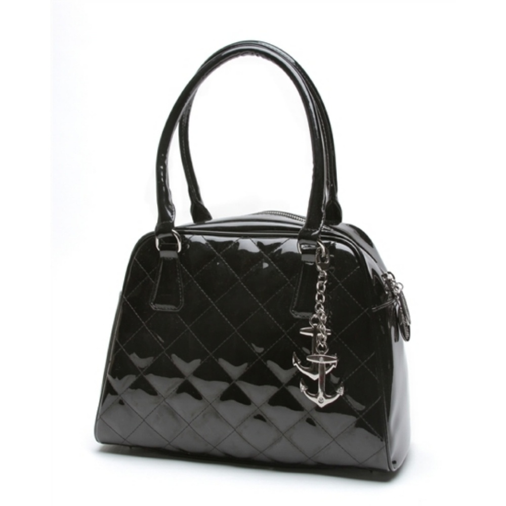 Black quilt patent leather purse